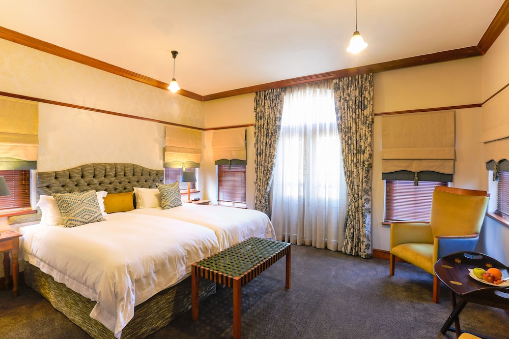 Deluxe Twin Room photo 3