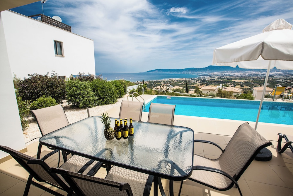 Villa, 3 Bedrooms, Private Pool, Garden View photo 1