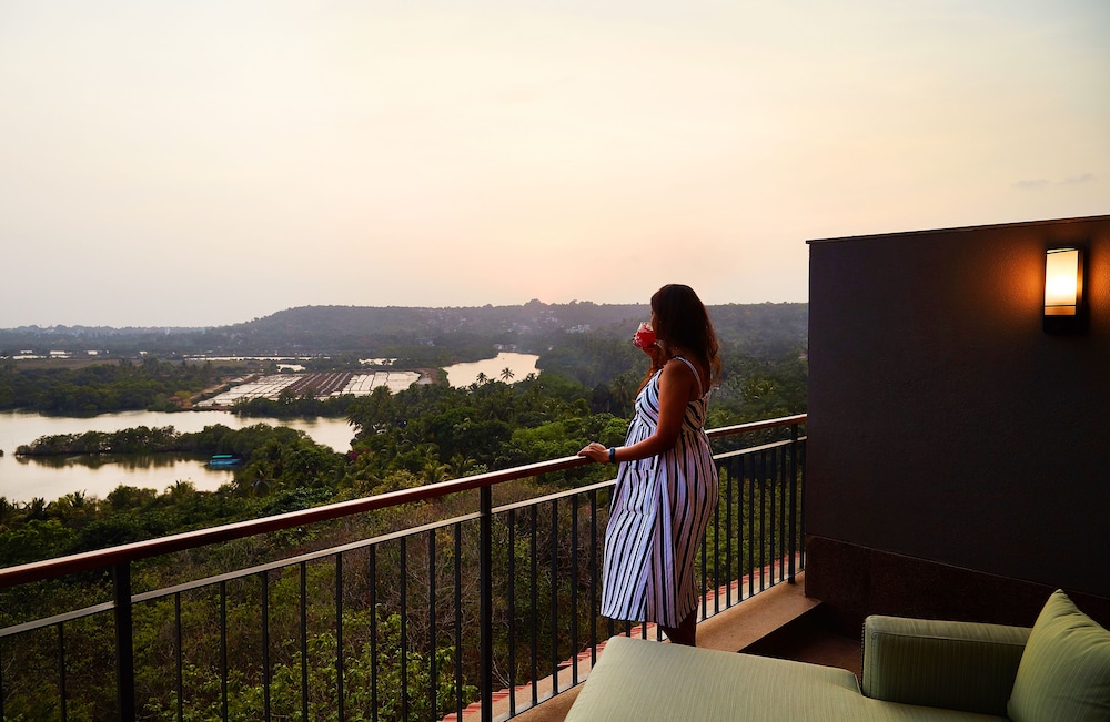 Premium Room, 2 Queen Beds, River View (with Veranda)