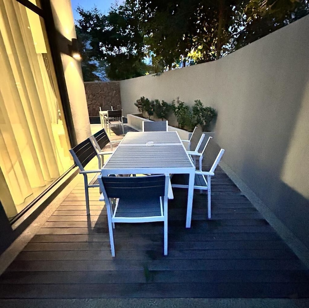 Premier Villa photo 3