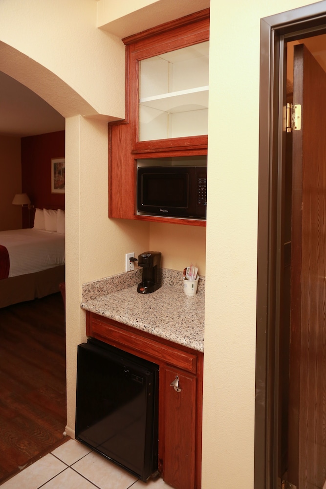 Efficiency, Room, 2 Queen Beds, Non Smoking - Photo 7