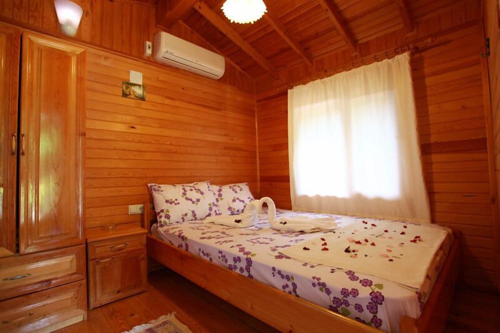 Bungalow, Garden View photo 1