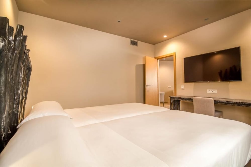 Apartment photo 3