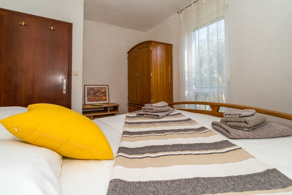 Apartment (Ivan - 60 m from sea - A1(4)) photo 1