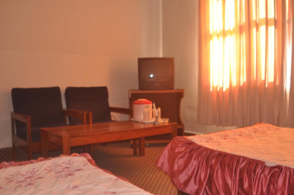 Deluxe Suite photo 2