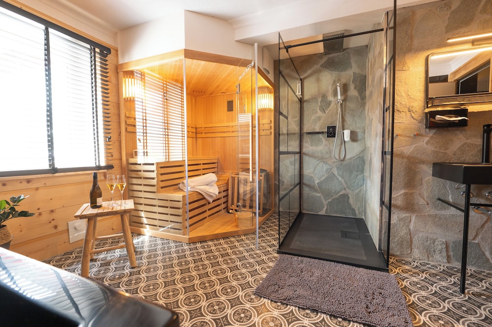 Premium Suite