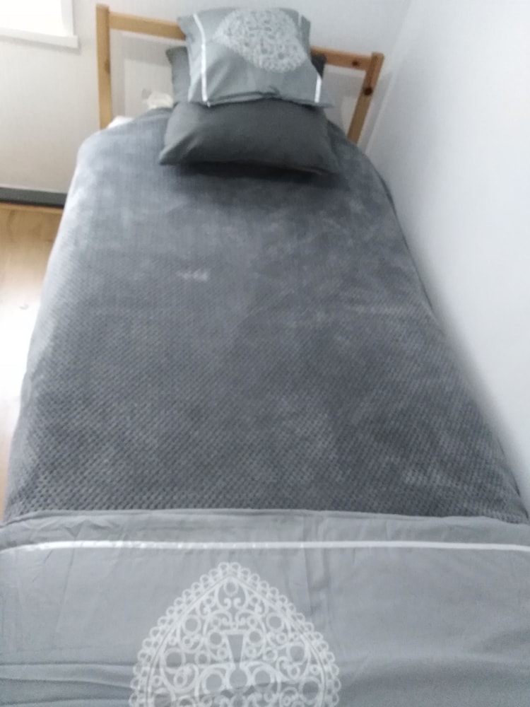 Basic Single Room, 1 Twin Bed, Courtyard View photo 2