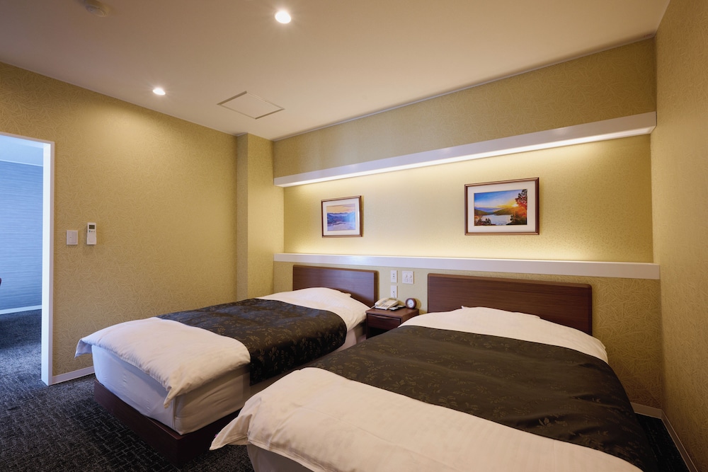 Executive Suite - Photo 5