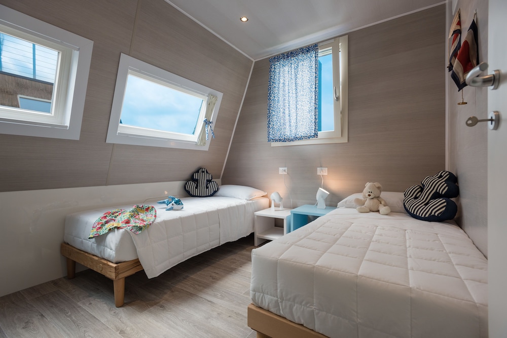 Duplex, 2 Bedrooms, Terrace (Houseboat River) photo 3