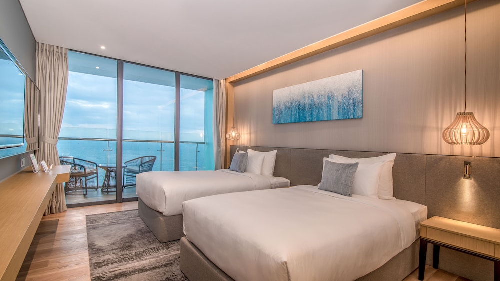 Superior Twin Room, Sea View - Photo 1