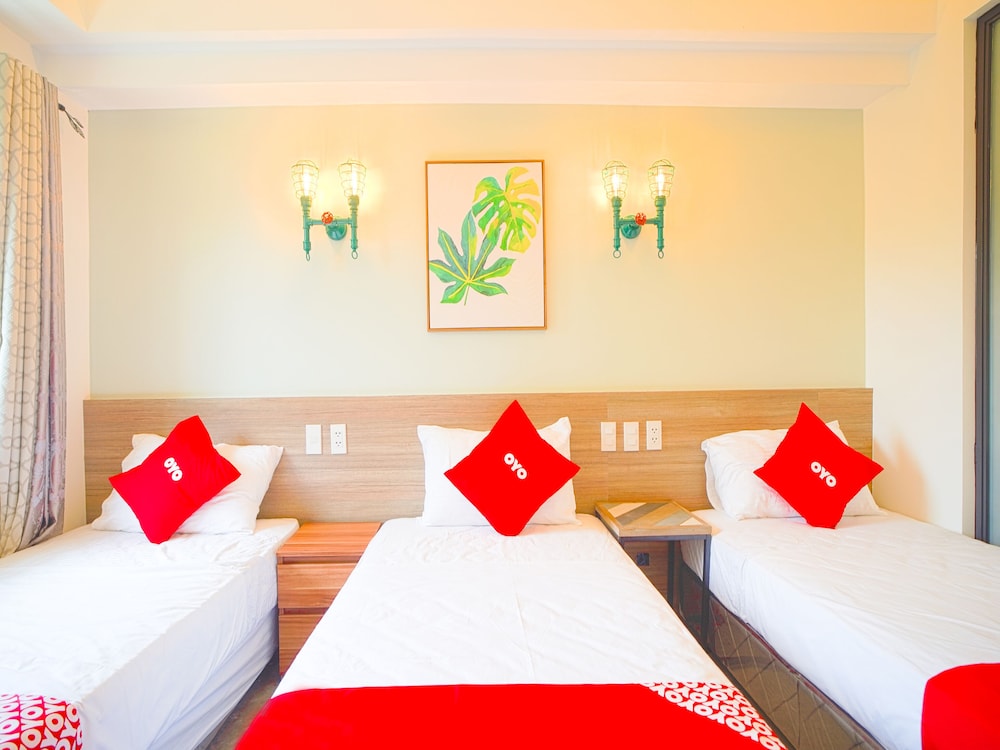 Deluxe Triple Room photo 2