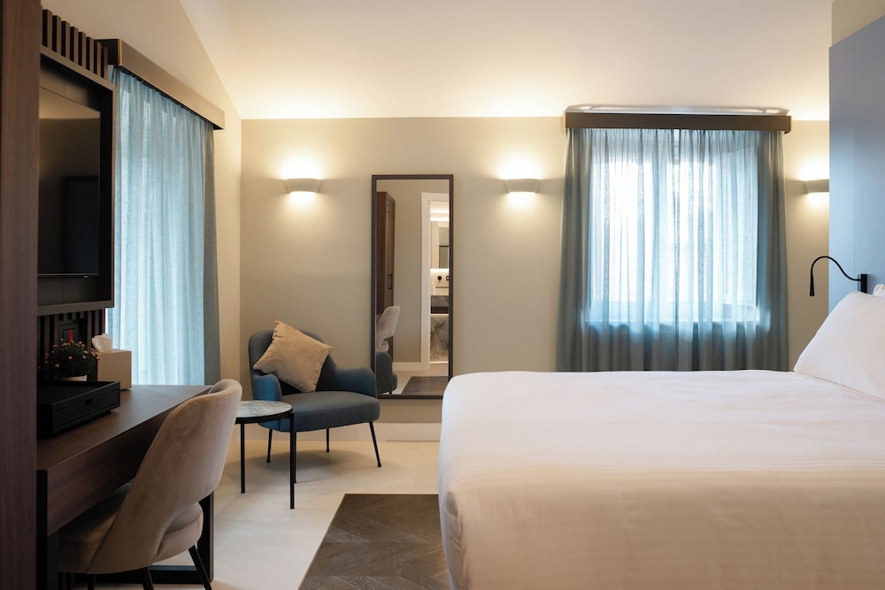 Comfort Double or Twin Room, City View photo 3