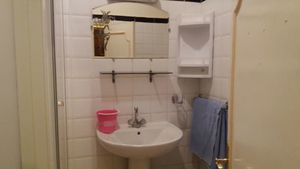 Comfort Apartment, 2 Bedrooms, Non Smoking, City View photo 2