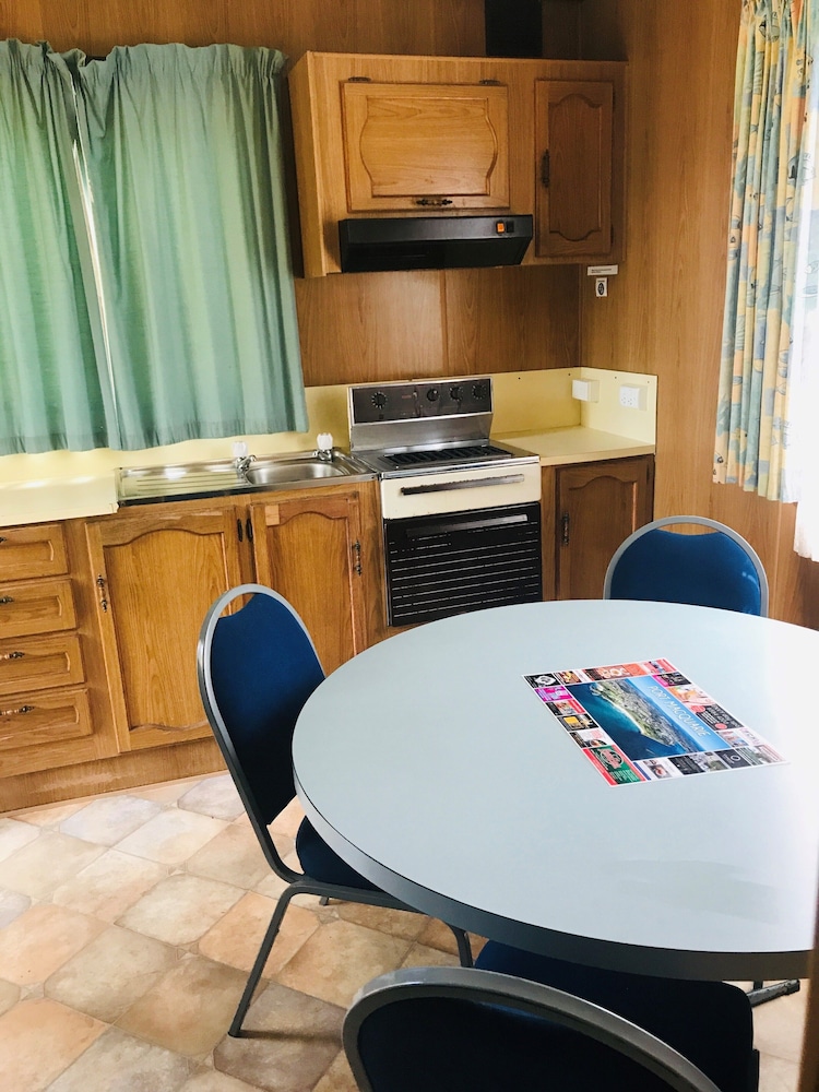 Ensuite Cabin (Linen Not Provided) photo 3