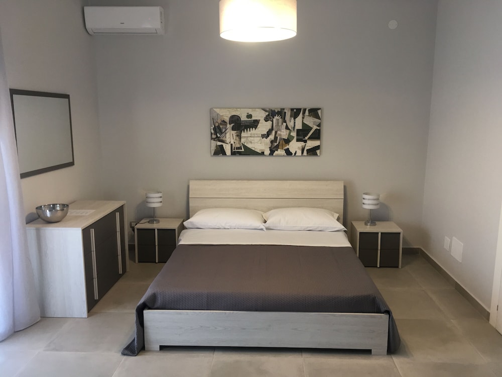 Family Suite, Multiple Beds, Private Bathroom, Sea View