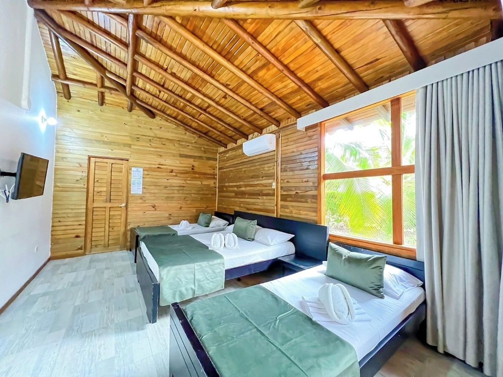 Standard Room, Pool View photo 1