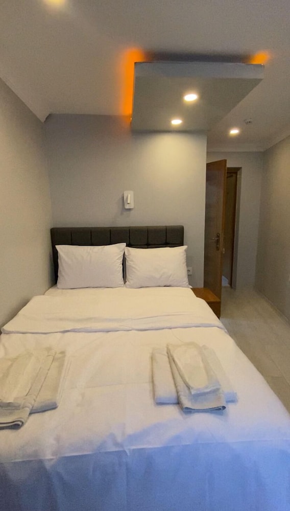 Basic Single Room photo 3