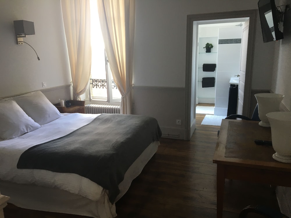 Double Room (Ivoire) photo 3