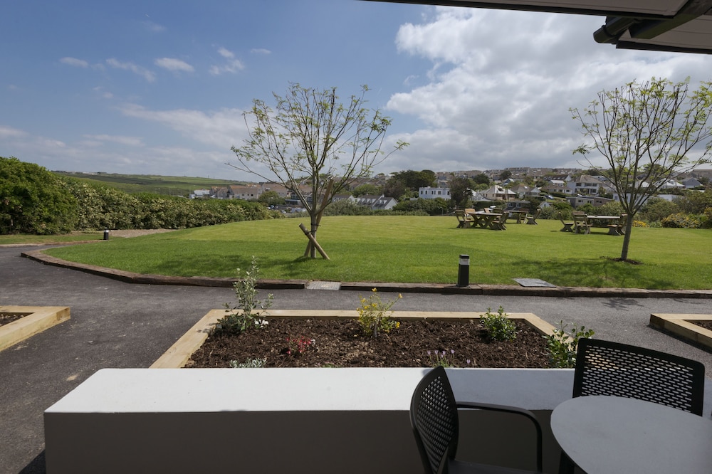 Villa, 1 Bedroom, Garden View (Double Bed) photo 2