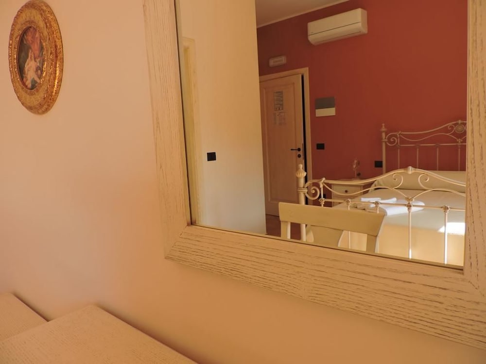 Comfort Double Room, 1 Queen Bed, Non Smoking photo 1