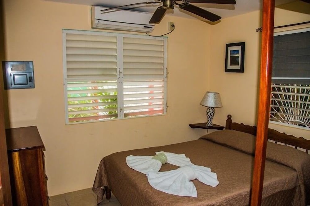 Two bedroom House photo 3