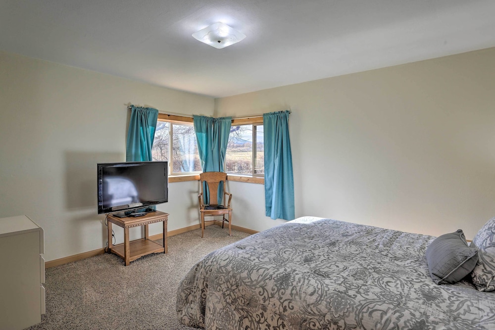 House (4 Bedrooms) photo 2