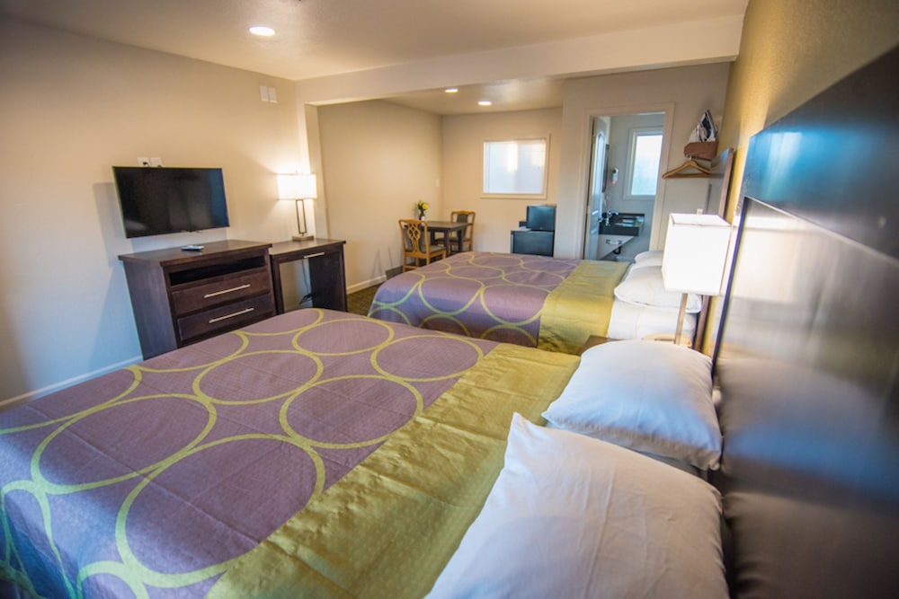 Comfort Double Room, 2 Queen Beds - Photo 1