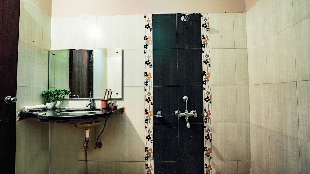 Standard Room - Photo 4