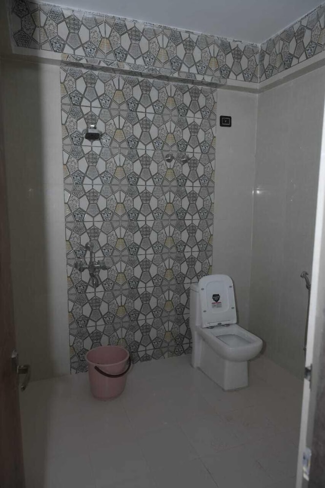 Deluxe Room, 1 Twin Bed, City View, Ground Floor