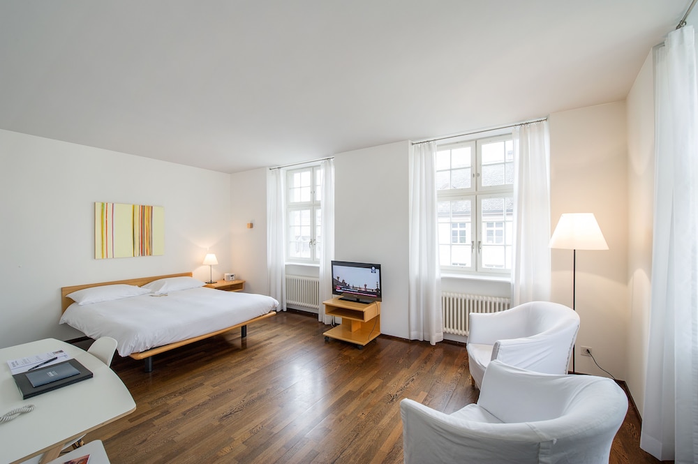 Double Room (Style) - Photo 3