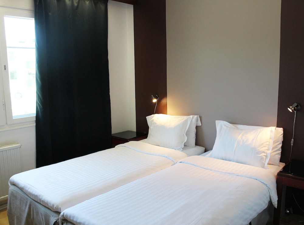 Twin Room, 2 Twin Beds, Garden View photo 1