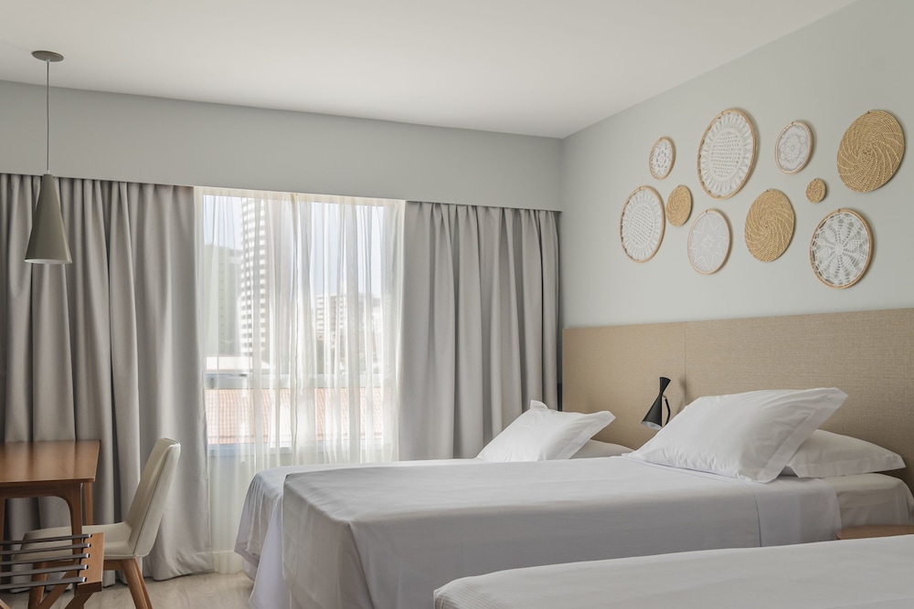 Superior Twin with Extra Bed - Photo 5