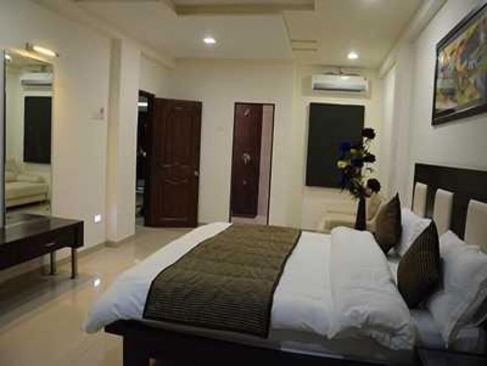 Deluxe Double Room photo 3