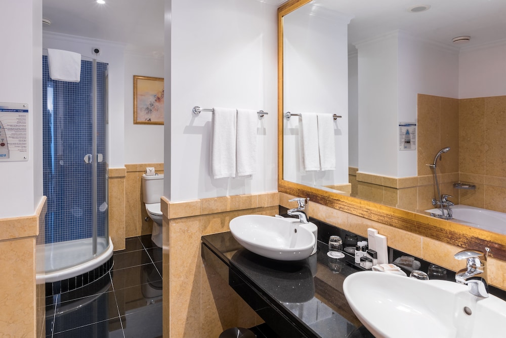 Suite, Sea View - Photo 3