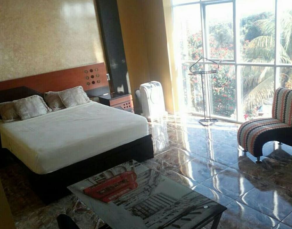 Single Room, 1 Double Bed