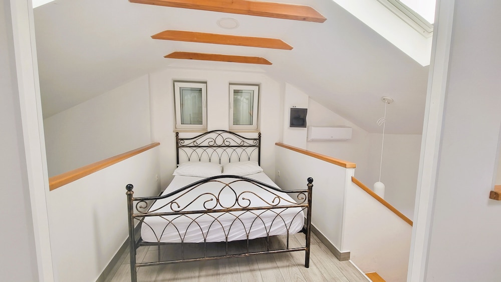 Classic Duplex