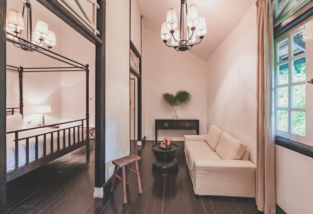 Premier Room