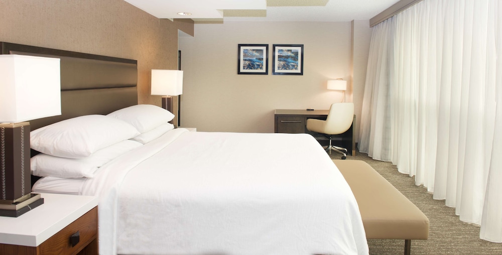 Room, 1 King Bed, Non Smoking - Photo 2