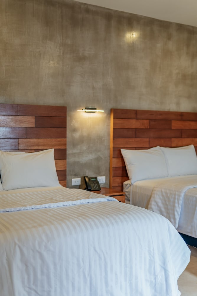 Standard Double Room - Photo 6