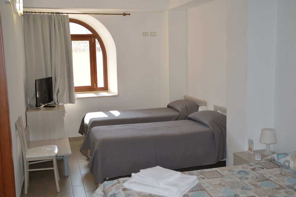 Superior Quadruple Room (Balata) photo 1