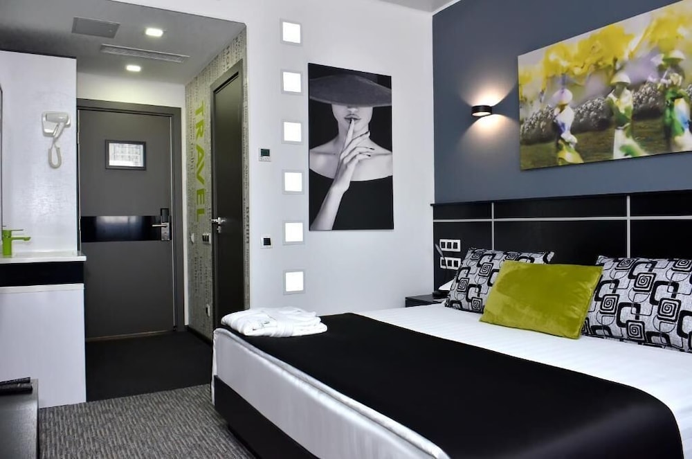 Single Room photo 1