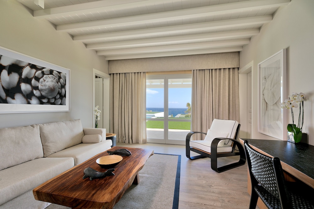 Luxury Suite, 1 Double Bed, Sea View (Balcony) photo 3