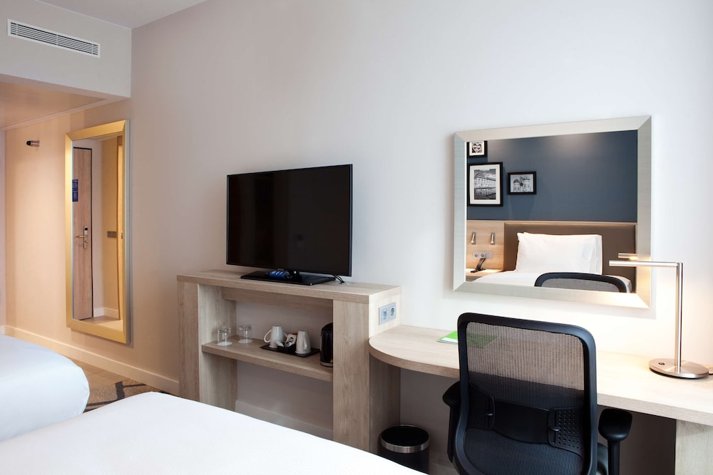 Family Twin Room