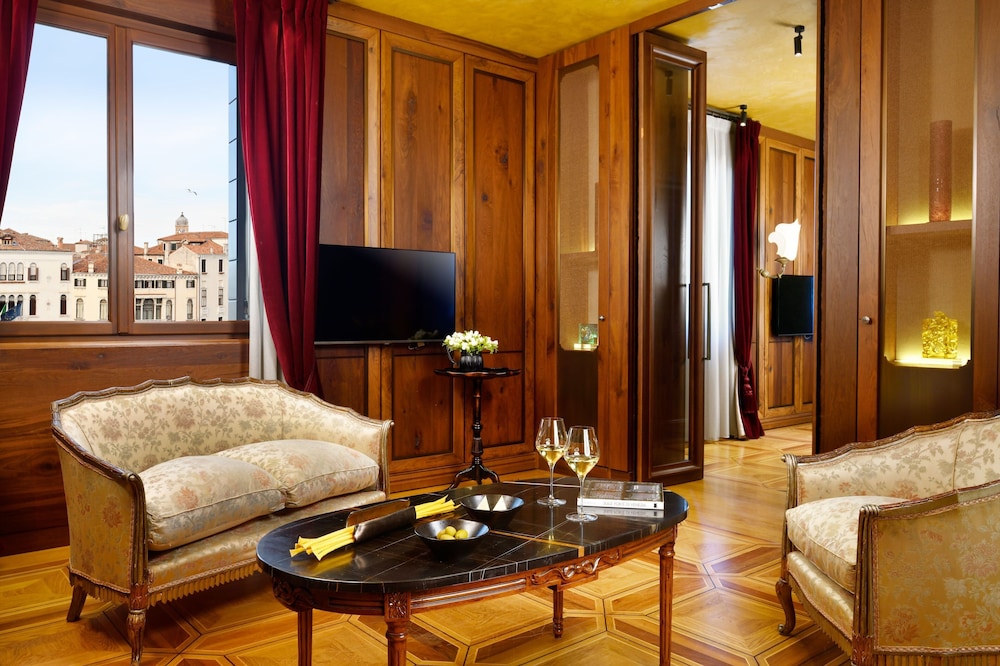 Suite, Canal View photo 3