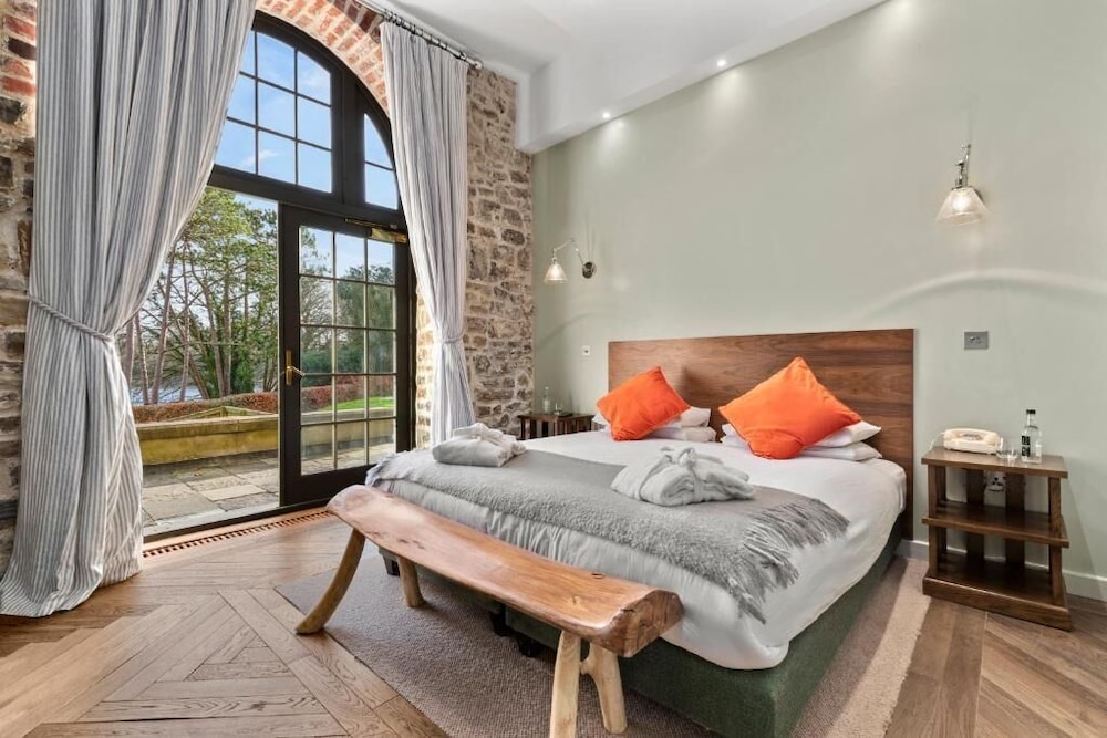 Deluxe Double Room (Top Notch) photo 3
