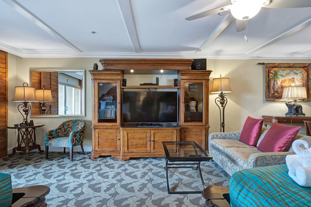 Suite (Coastal Living) - Photo 2