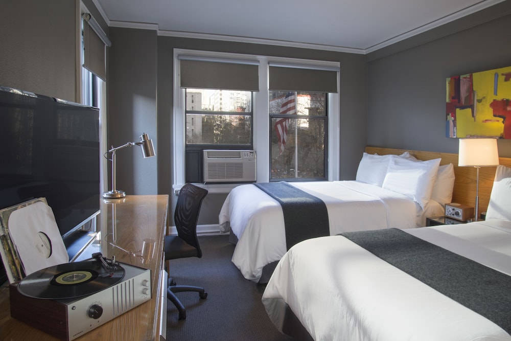 Standard Room, 2 Double Beds, Accessible (Accessible Modern Two Doubles) photo 1
