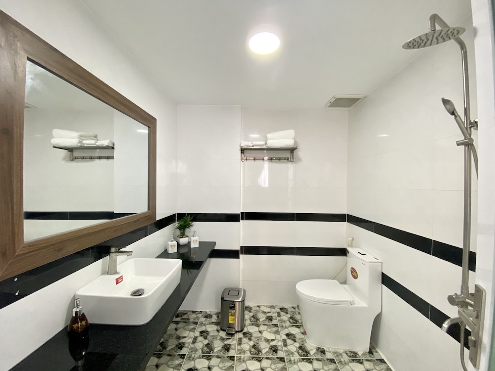 Standard Double Room - Photo 7
