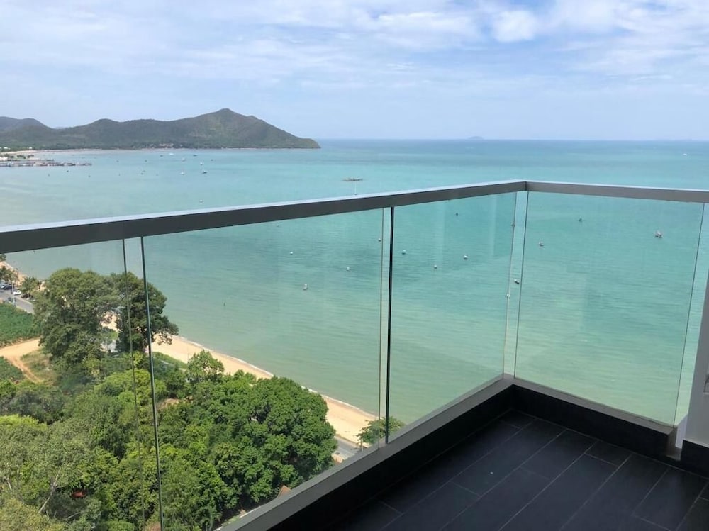 Deluxe Condo, Non Smoking, Sea View photo 3