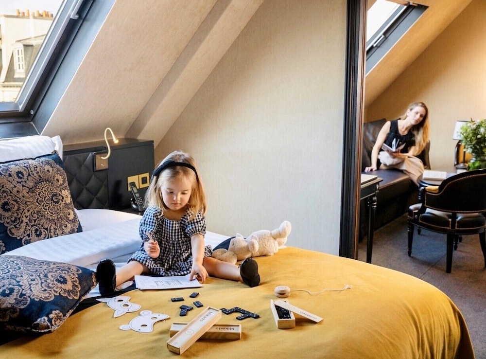 Junior Suite Parisienne Mansardée